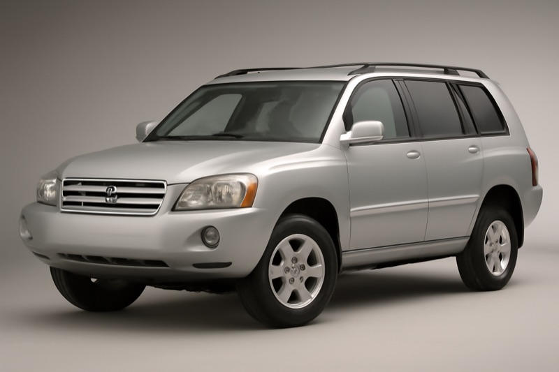 2004 Toyota Highlander windshield replacement in Camarillo, CA