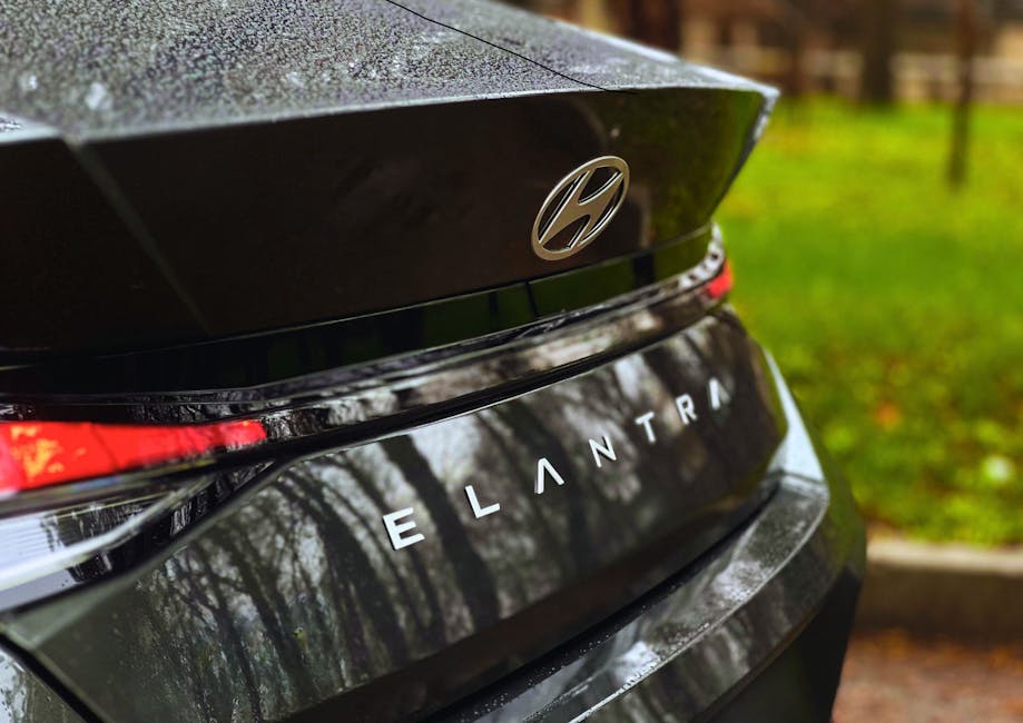 2022 Hyundai Elantra windshield replacement in Camarillo, CA